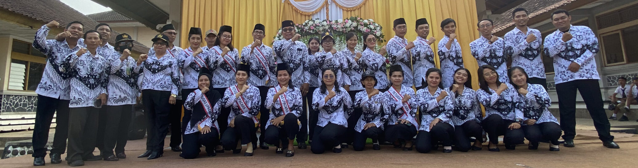 HARI GURU NASIONAL DAN ULANG TAHUN SEKOLAH – SMP NEGERI 2 SERIRIT